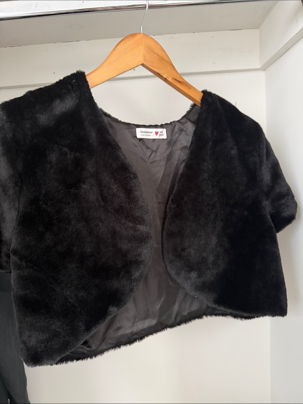 Beautees Black Faux Fur Cropped Jacket
